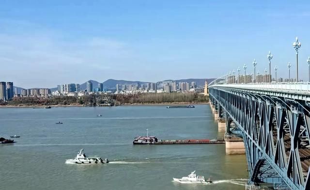南京长江大桥简介，南京长江大桥是什么结构图2