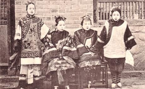 妇女缠足，中国古代所有妇女都缠足吗图片图9