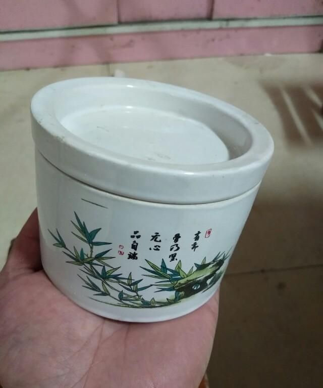 蟋蟀怎么养(蟋蟀吃什么食物)图12