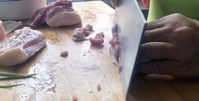 平菇炒肉片怎么做,平菇炒肉片的简单做法图7