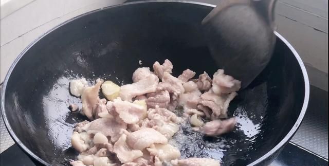 平菇炒肉片怎么做,平菇炒肉片的简单做法图9