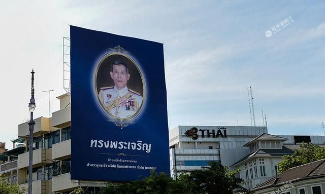泰国新国王现在怎么样(泰国国王官方最新发布)图30