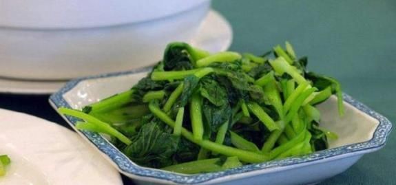 炒青菜怎么做才会没有苦味,炒青菜脆绿好吃有诀窍图4