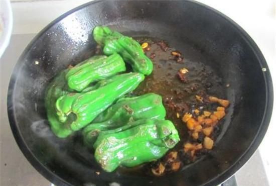 虎皮青椒怎么做最好吃的,虎皮青椒怎么做最好吃图4