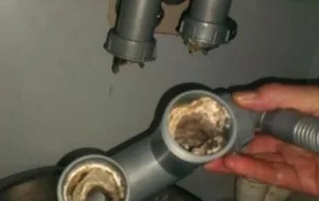 厨房下水管道被油污堵塞怎么办图4