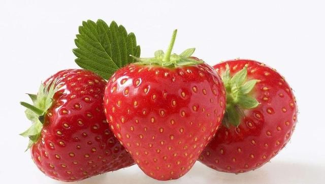 草莓怎样清洗才能吃图2
