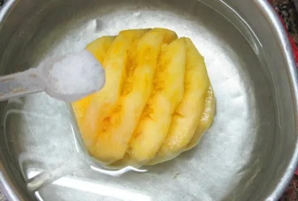 为什么吃菠萝要用盐水泡图14
