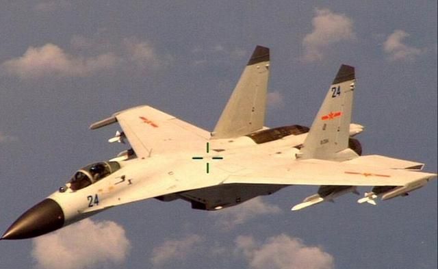 俄罗斯苏-27战斗机(苏27战斗机对比f-15)图5