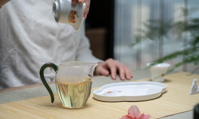 龙井茶为什么那么香,一杯香明前龙井茶价格图6