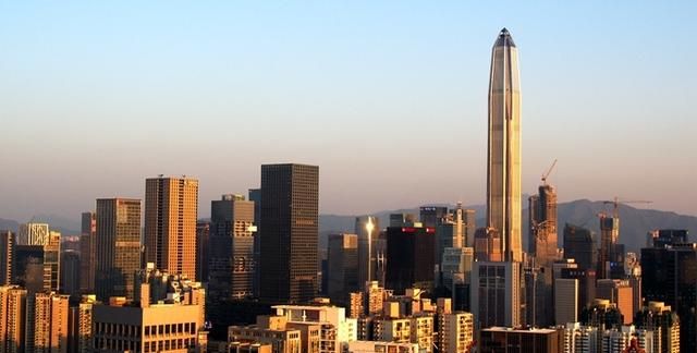 深圳城市发展很快,究竟有多少座摩天大楼呢图2