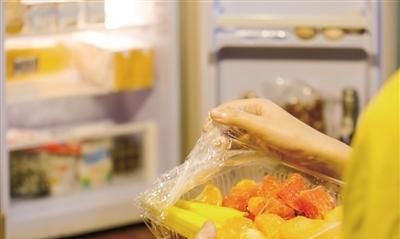 水果能在冰箱里放几天,削皮的水果可以在冰箱放几天图1