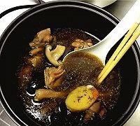 高压锅炖土鸡的做法(土鸡用高压锅怎么炖好吃)图3