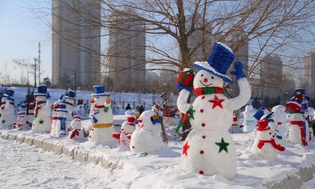 哈尔滨有很多雪人的地方在哪儿啊图8