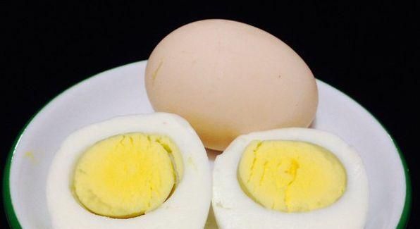 水煮鸡蛋要多久才能吃,水煮鸡蛋减肥正确吃法图1