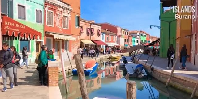 威尼斯美在哪里,威尼斯的小艇体现动静之美的句子图8