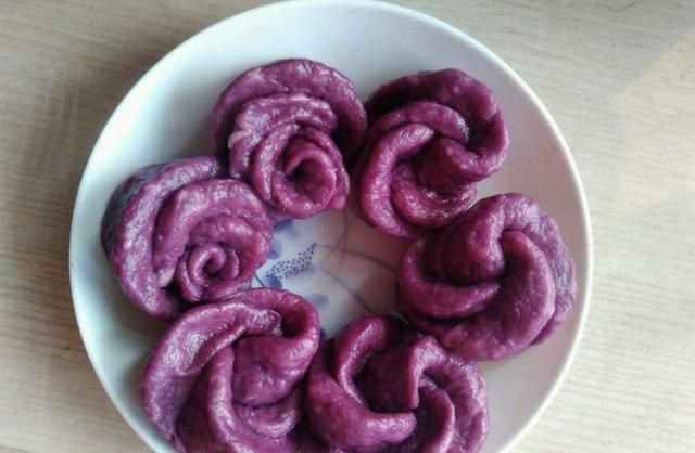 紫薯馒头简单做法(紫薯开花馒头的做法)图6