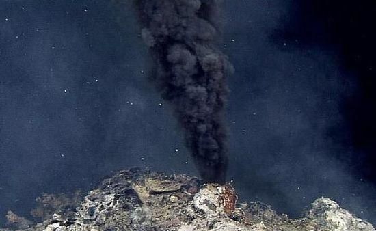 什么是海底黑烟囱(海底的黑烟囱是什么)图3