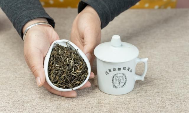 花茶和茉莉花茶的区别是什么(茉莉花茶是红茶还是绿茶求回答)图10