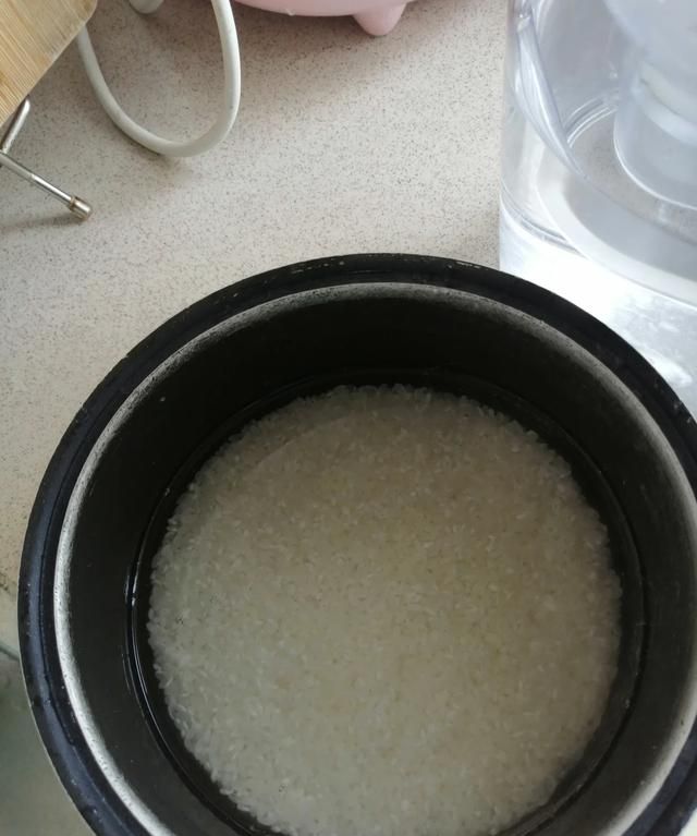 蒸米饭需要提前泡米吗图3