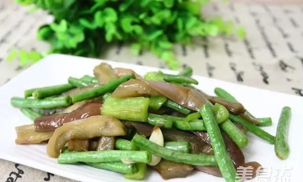 豇豆怎么做最好吃又简单(肉末豇豆怎么做好吃)图11